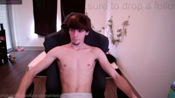 Straightwhiteboy21  23-11-2021